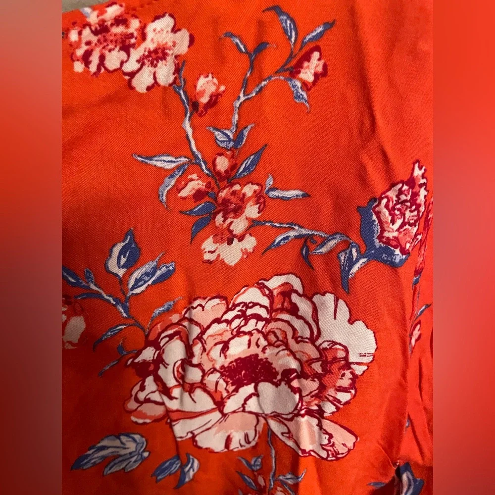 Adorable H&M long sleeve viscose orange floral print top - back buttons up, 10 - Picture 3 of 8